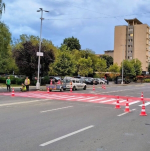 O nouă trecere de pietoni apare lângă Podul de pe Culturii din Baia Mare. Va fi utilă și bicicliștilor