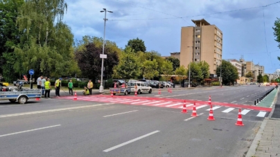O nouă trecere de pietoni apare lângă Podul de pe Culturii din Baia Mare. Va fi utilă și bicicliștilor