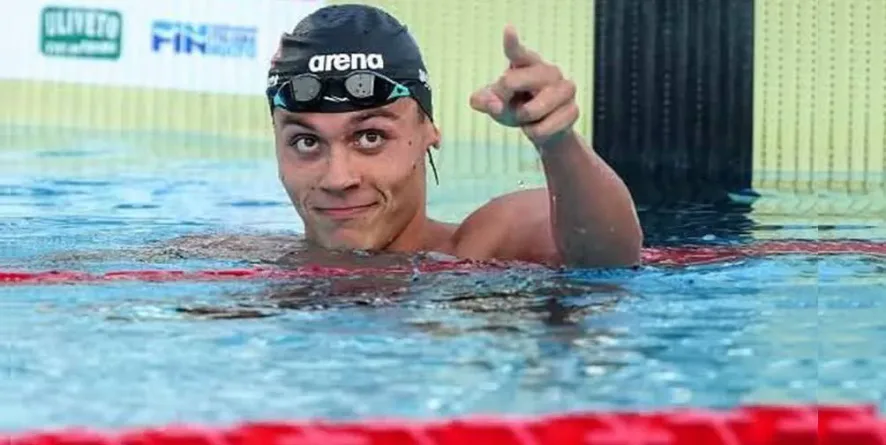 David Popovici, din nou spectaculos: și-a coborât propriul record al Campionatelor Europene la 100 m liber