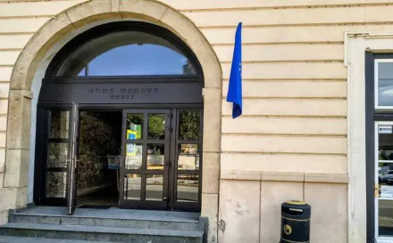 Casa de Cultură Baia Sprie găzduiește în această după-amiază vernisajul „Salonului de Vară”
