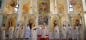 Sărbătoare la „Sfânta Maria” din Baia Mare. 25 de ani de la sfințirea bisericii
