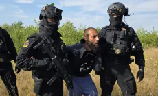 ULTIMA ORĂ: A fost prins deținutul evadat în Baia Mare. Polițiștii l-au găsit în zona Pirită
