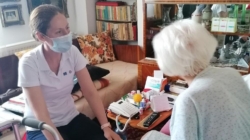 „Sprijin pentru seniorii băimăreni”: Proiect dedicat îngrijirii persoanelor vârstnice vulnerabile din Baia Mare