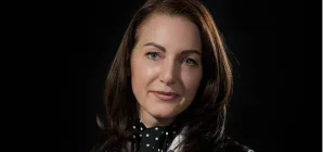 La Galeria de Artă U.A.P. Baia Mare se vernisează expoziția personală de pictură „SILENT STRUCTURES”, semnată de artista Mihaela Gorcea