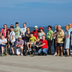 Tabără recreativă la mare pentru 15 persoane cu dizabilități din cadrul Asociației Esperando