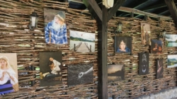 Expoziție foto caritabilă la Sighetu Marmației: peste 50 de lucrări reunite pentru o cauză nobilă