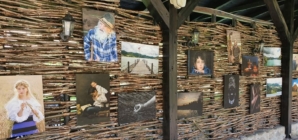 Expoziție foto caritabilă la Sighetu Marmației: peste 50 de lucrări reunite pentru o cauză nobilă