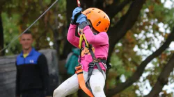 „Provocarea Daco Spartană”, pe 5 septembrie, la Izvoare Resort: Traseu cu obstacole pentru copii și adulți