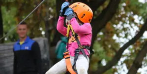 „Provocarea Daco Spartană”, pe 5 septembrie, la Izvoare Resort: Traseu cu obstacole pentru copii și adulți