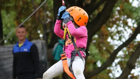 „Provocarea Daco Spartană”, pe 5 septembrie, la Izvoare Resort: Traseu cu obstacole pentru copii și adulți