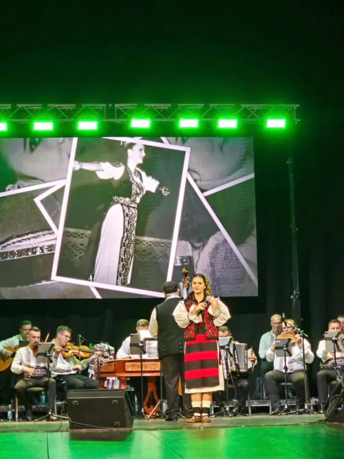 Maramureșeanca Iulia Vlad revine pe scena Festivalului-Concurs Național „Mariana Drăghicescu” în calitate de câștigătoare a ediției precedente