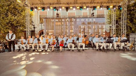 Ansamblul Folcloric Național „Transilvania” va susține cu spectacol deosebit de Sărbătoarea Castanelor. FUEGO, invitat special