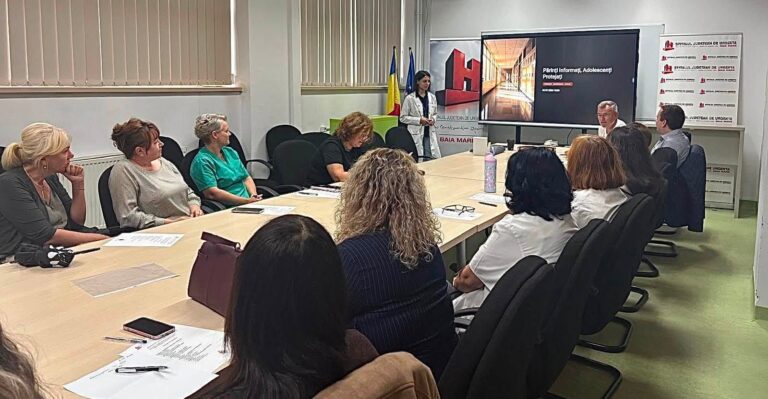 „Părinți informați. Adolescenți protejați”: Curs dedicat părinților despre consumul de droguri la Spitalul Clinic Județean de Urgență „Dr. Constantin Opriș” Baia Mare