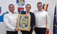 Revedere emoționantă: După 51 de ani, academicianul Ioan-Aurel Pop s-a întors la Poliția de Frontieră din Sighetu Marmației, locul unde a purtat uniforma de grănicer