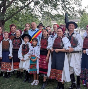 Ansamblul „Țibleșul” a dus zestrea Maramureșului și a Țării Lăpușului în Republica Moldova