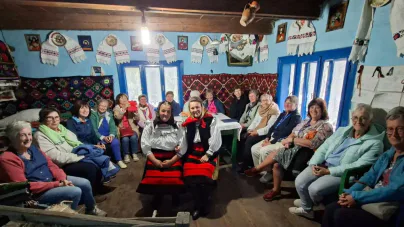 Turiste din Belgia, întâmpinate de găzdoile din Călinești