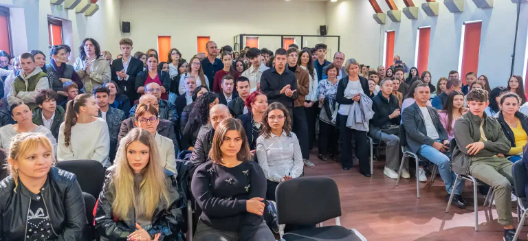 Aproape 200 de șefi de promoție din Maramureș au fost premiați