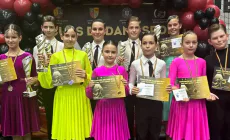DanceLight Studio Baia Mare, șapte podiumuri la concursul național „Cupa Patty Dance” de la Bistrița