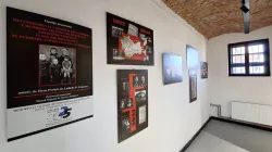 „Sybir – închisoarea popoarelor”, expoziție despre deportările și represiunile sovietice, se deschide mâine la Memorialul Sighet