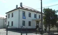 Școală reabilitată cu 2,4 milioane de lei, dar cu clase mutate. Ce se întâmplă la Ciocotiș