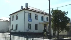 Școală reabilitată cu 2,4 milioane de lei, dar cu clase mutate. Ce se întâmplă la Ciocotiș
