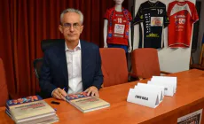 Daniel Kotecz a lansat la Biblioteca Județeană „Petre Dulfu” din Baia Mare un volum dedicat istoriei handbalului feminin maramureșean