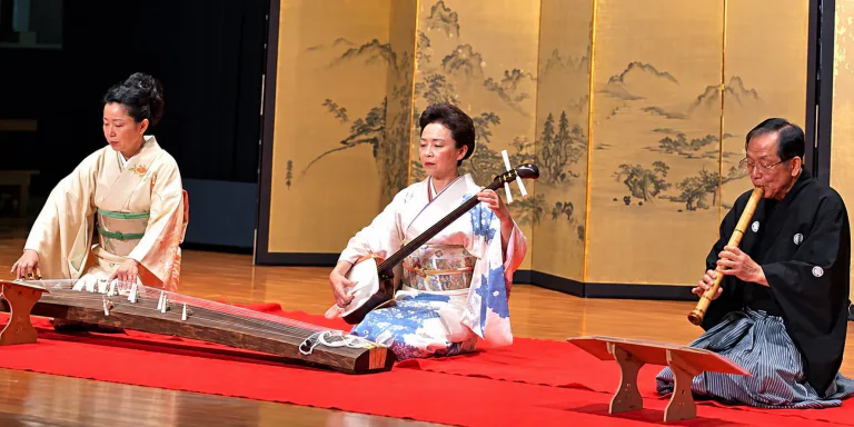 Muzicieni din Japonia vin mâine la Sighet pentru un workshop dedicat tradiției nipone