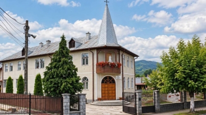 30 de ani de la sfințirea Mănăstirii „Maica Îndurerată” din Sighet. O istorie începută în clandestinitate