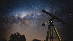 O întâlnire despre Univers și două seri de observații astronomice în Maramureș