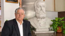 Prof. univ. dr. Teodor Ardelean va fi  recompensat astăzi pentru activitatea culturală cu Trofeul de Excelență