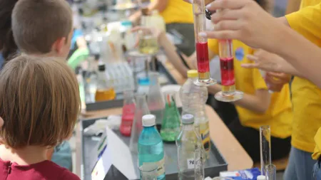 Romanian Science Festival revine astăzi la Sighet, laborator în aer liber