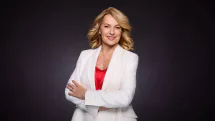 Nadia Comăneci va defila în această seară la Paris, într-un show de modă de anvergură mondială