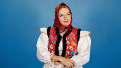 La București are loc prima ediție a Festivalului Național de Folclor „Victoria Darvai”