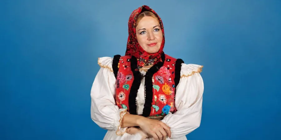 La București are loc prima ediție a Festivalului Național de Folclor „Victoria Darvai”