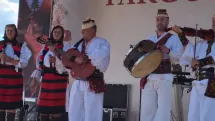 Maramureșul se aude în această seară la Muzeul Țăranului Român. Grupul IZA, pe scenă în București
