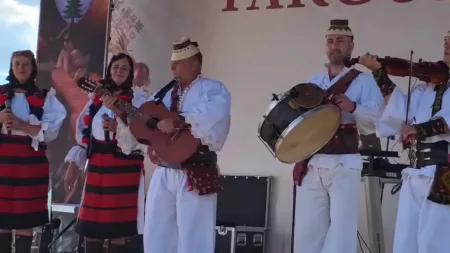 Maramureșul se aude în această seară la Muzeul Țăranului Român. Grupul IZA, pe scenă în București
