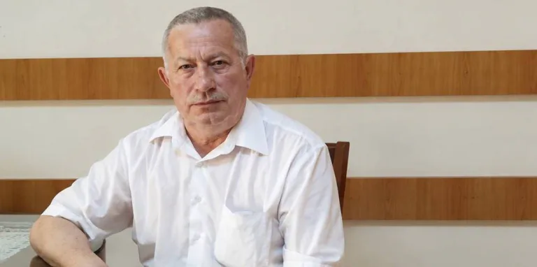 Ștefan Herțeg, profesorul care a pus muzica în cuvinte, împlinește 81 de ani