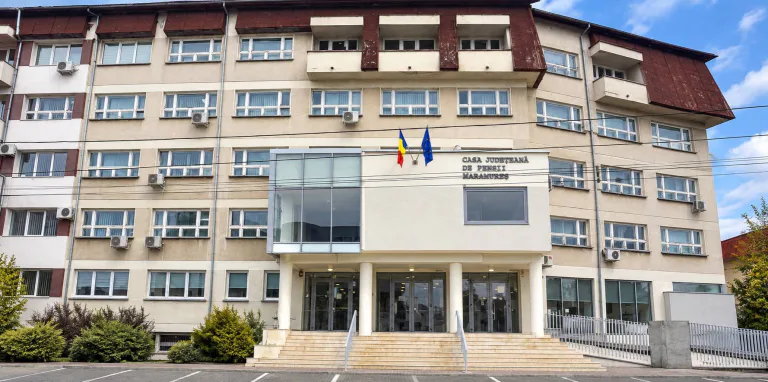 Pensionarii își pot verifica documentele de acasă. Nou portal lansat de Casa Națională de Pensii
