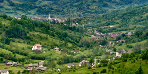 Festivalul „Fiii Satului” marchează 700 de ani de atestare documentară a localității Strâmtura