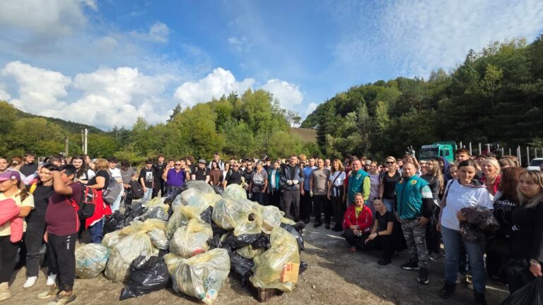 „Let’s Do It, Romania!”: Mii de voluntari au făcut front comun pentru un Maramureș mai curat