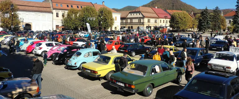Retro Parada Toamnei 2026 are loc în Baia Mare pe 11 octombrie