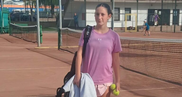 Tenismena maramureșeancă Raluka Matei, de două ori pe podium în turnee naționale U16 în ultimele zile