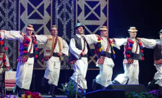 Ansamblul Folcloric Național „Transilvania” recrutează dansatori profesioniști