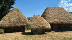 Lucrări de restaurare finalizate la monumentele din Muzeul Satului Maramureșan din Sighetu Marmației