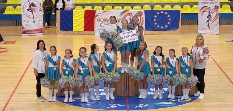 Două echipe ale Școlii „Dimitrie Cantemir” din Baia Mare, pe primul loc la „Romanian Open”, competiție internațională dedicată excelenței în majorete și twirling