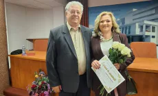 Documentarist Gabriela Szerasz, distinsă cu o Diplomă de Excelență pentru activitatea desfășurată la Biblioteca Orășenească Vișeu de Sus