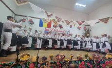 Ansamblul „Cioltișorul” din Ciolt a dus tradiția din Chioar pe scena Festivalului „Caravana Cântecului și Dansului Popular”