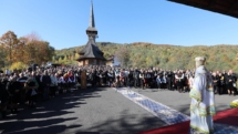 Mulțime de credincioși la Hramul Schitului „Sfânta Parascheva” Strâmtura