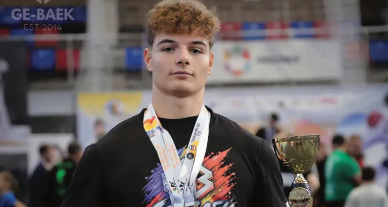 Sportivul maramureșean Bogdan Alexandru Roman, desemnat cel mai bun junior masculin la Cupa României la Taekwon-Do ITF