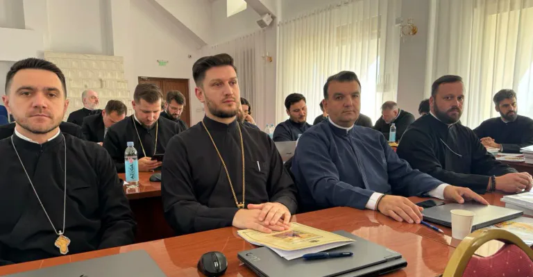 Arhid. Vlad Nechita a reprezentat Episcopia Maramureșului și Sătmarului la Congresul Național Catehetic „Hristos împărtășit copiilor”